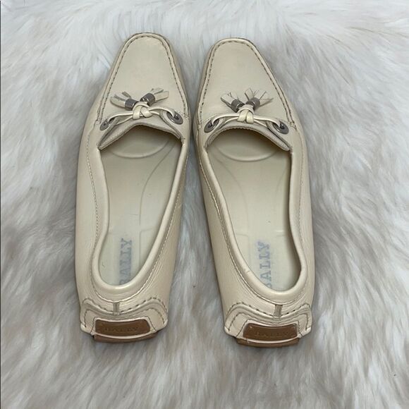 Bally Ivory Leather Tassel Drivers Sz 39/7 - Picture 3 of 6
